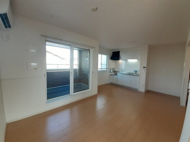 ブル－ロ－ズ リビング