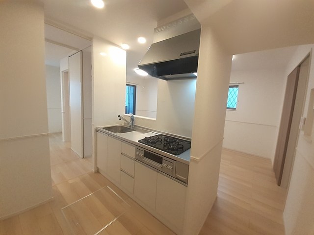 エレガント茱萸木Ⅲ キッチン