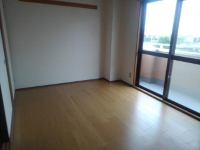 サンモール金剛 リビング