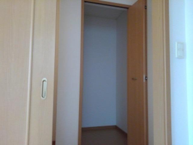 フラン・ラフレシールⅡ その他1