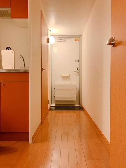 レオパレスＺｅｐｈｙｒ 玄関