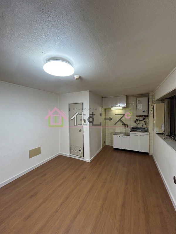 大宝　島之内ロイヤルハイツ リビング