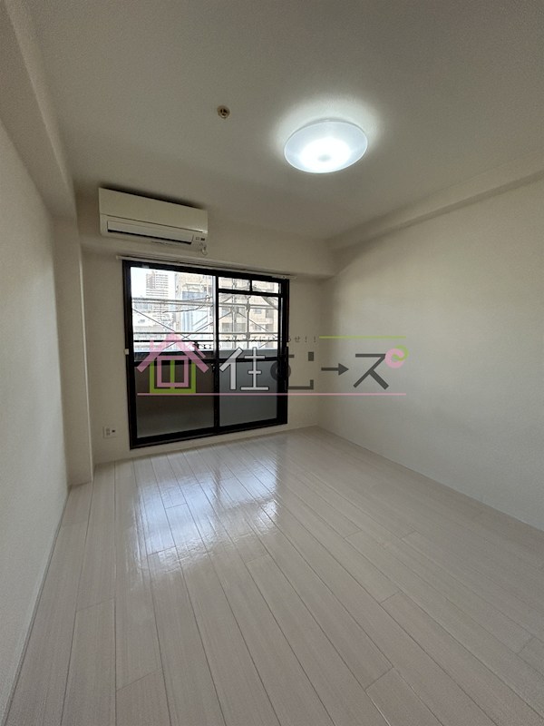 ドミール堺筋本町 ベッドルーム