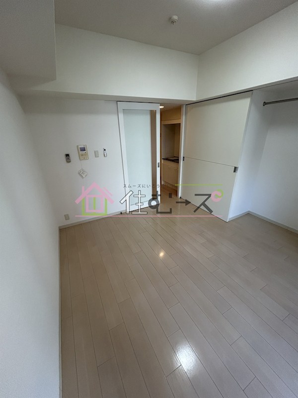 エステムコート大手前レシェンテ リビング