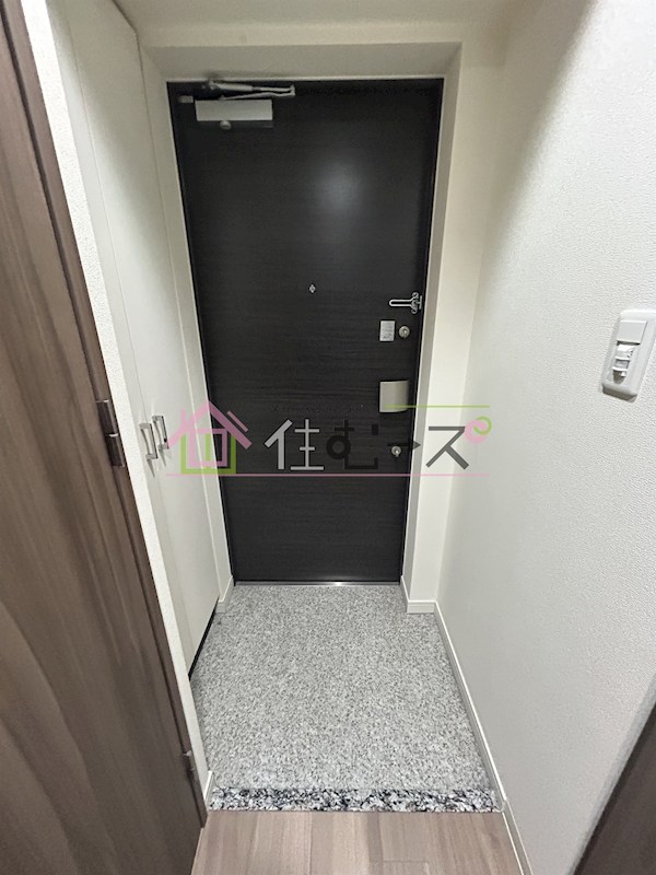 プレサンス江戸堀 玄関