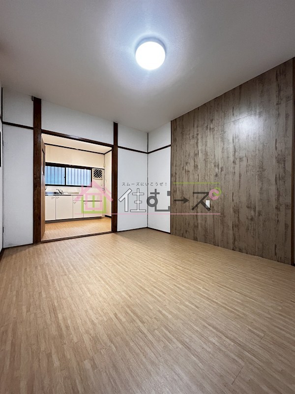 苅田9丁目貸家 リビング