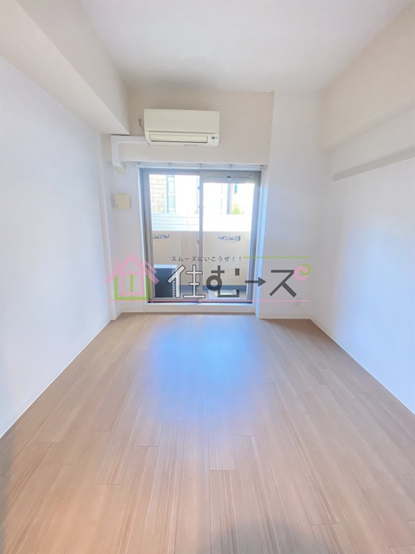 プレサンス新大阪ヴィガ ベッドルーム