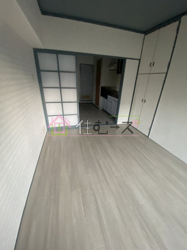 シオザキビル リビング