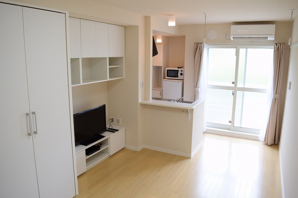 レオネクストルーナ リビング