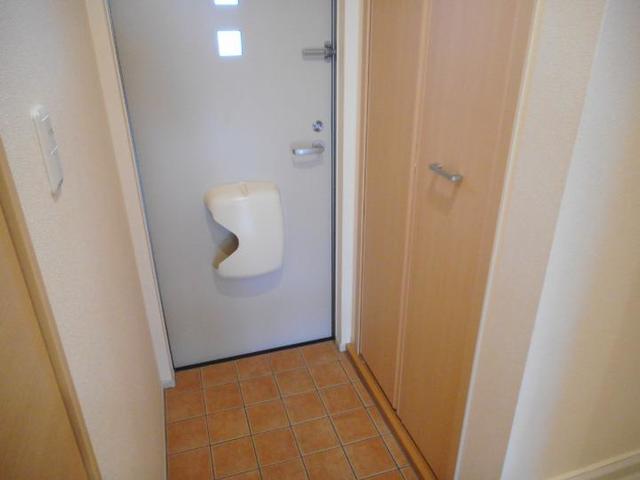 カルム　メゾン 玄関