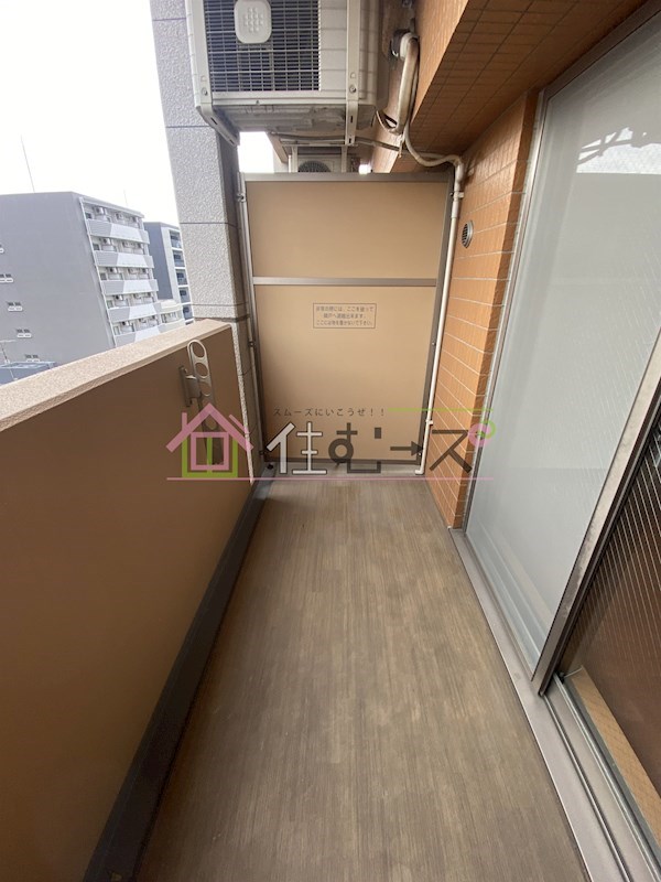 エステムコート心斎橋EASTエリジオン ベランダ