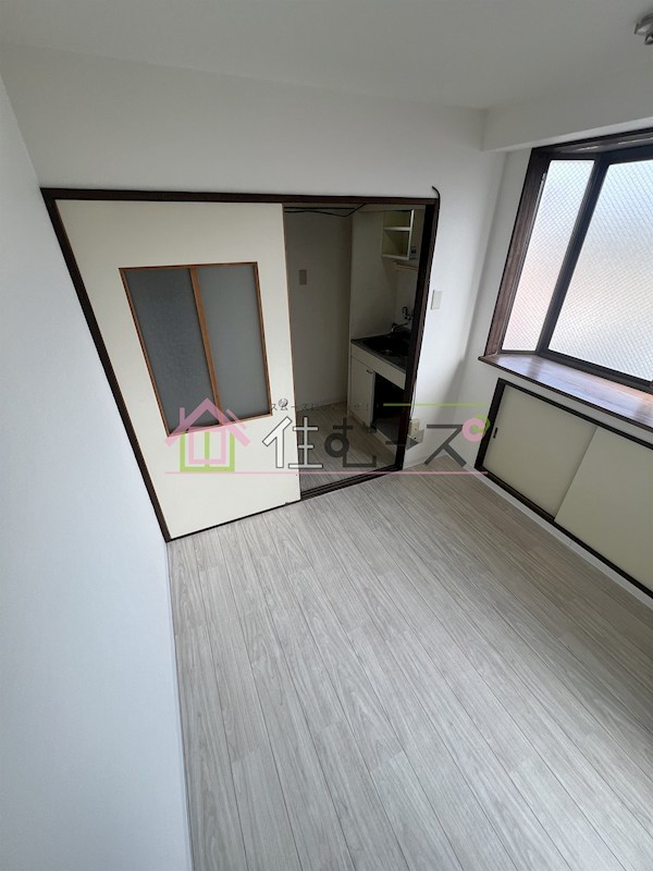 トーエー玉造第2ビル リビング