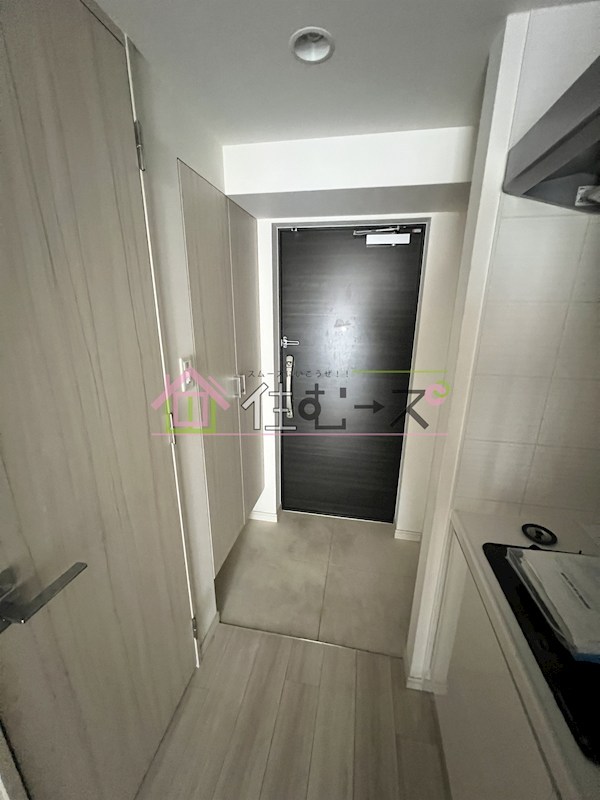 S-RESIDENCE阿波座West 玄関