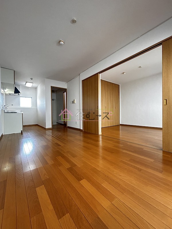 第2サンレジデンス リビング