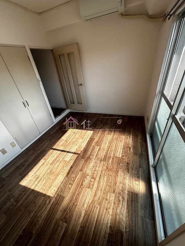 メゾンドソレイユ松野 リビング