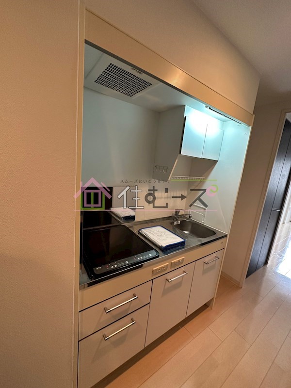 セレニテ本町Roji02 キッチン