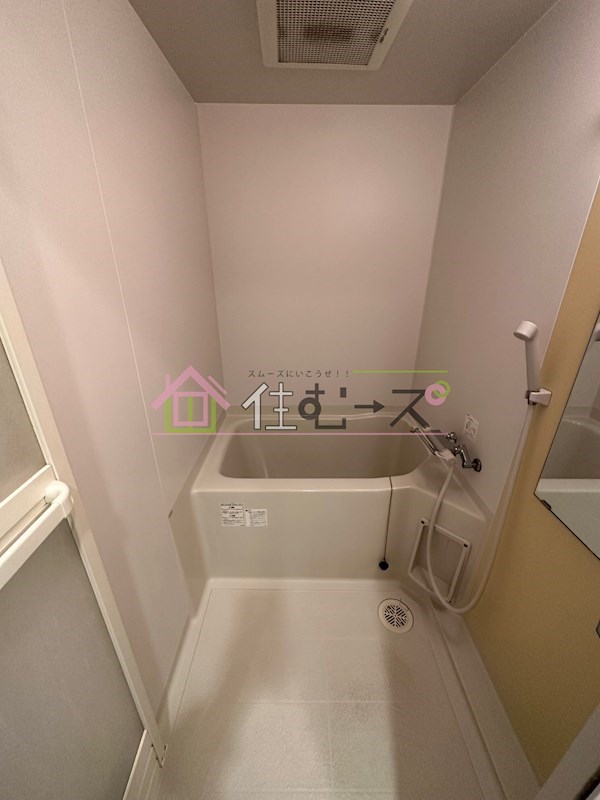 セレニテ本町Roji02 風呂画像