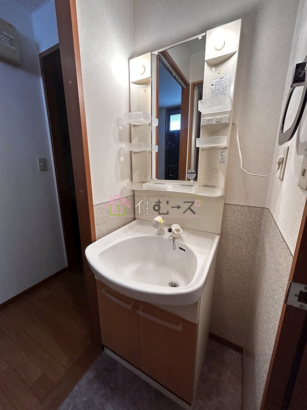 ジュヌ・エスプワール その他4