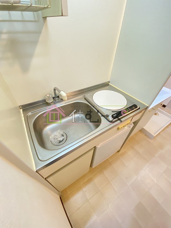 スタンドアップ野里 キッチン