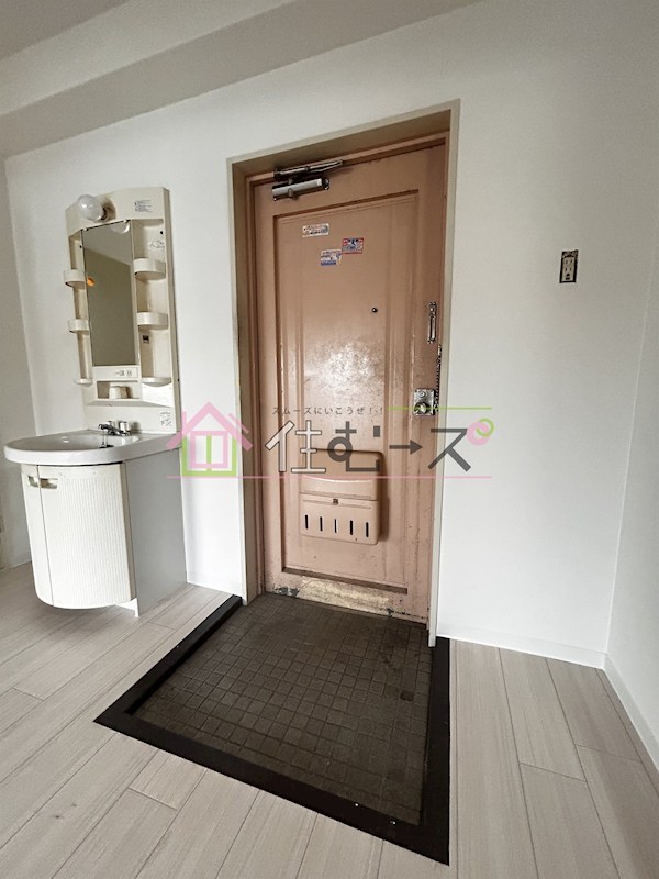 WESTヒルズ平野 玄関