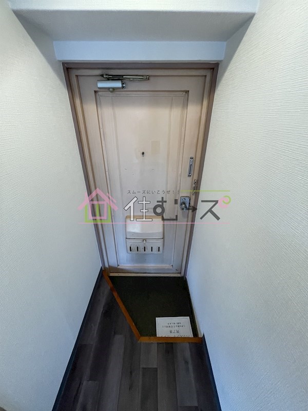 シャトー都島 玄関