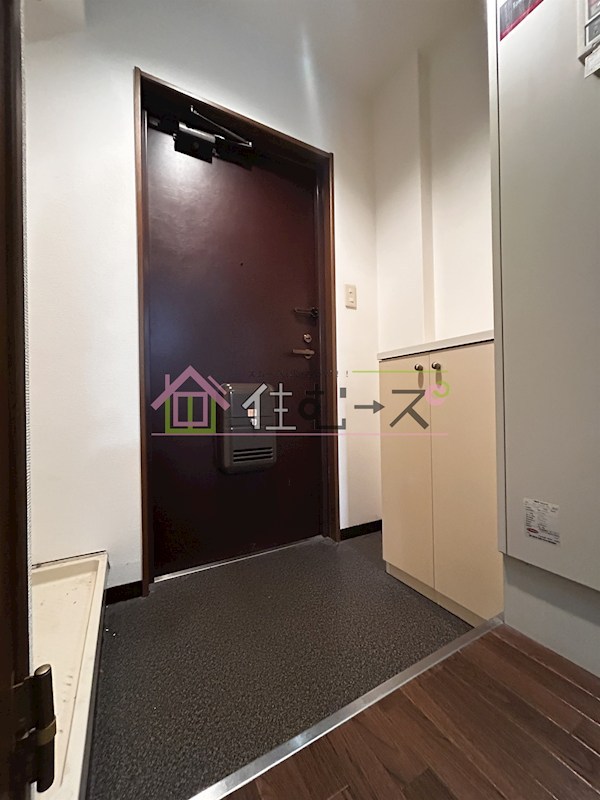 メゾン・ソレイユ 玄関