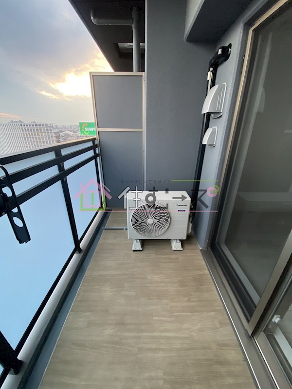 アドバンス大阪ヴェンティ ベランダ