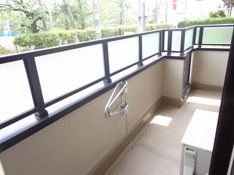 ファ－ストエステ－ト ベランダ