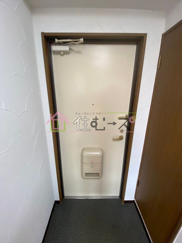 コンティニュー千代崎 玄関