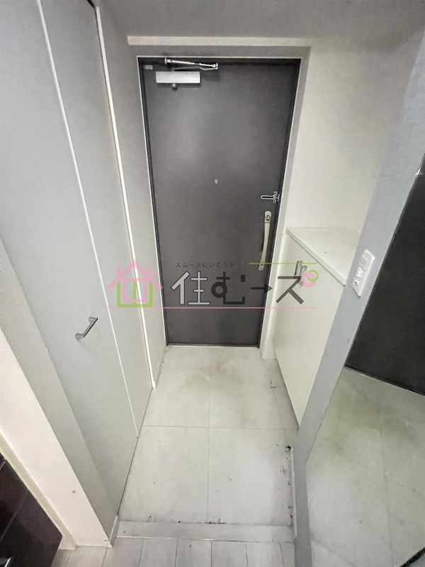 グランパーク大阪WEST 玄関