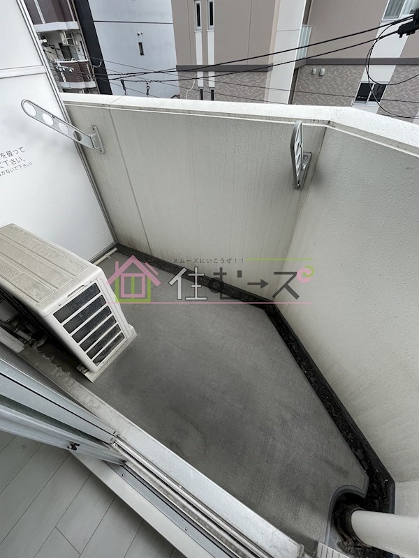 グランパーク大阪WEST ベランダ