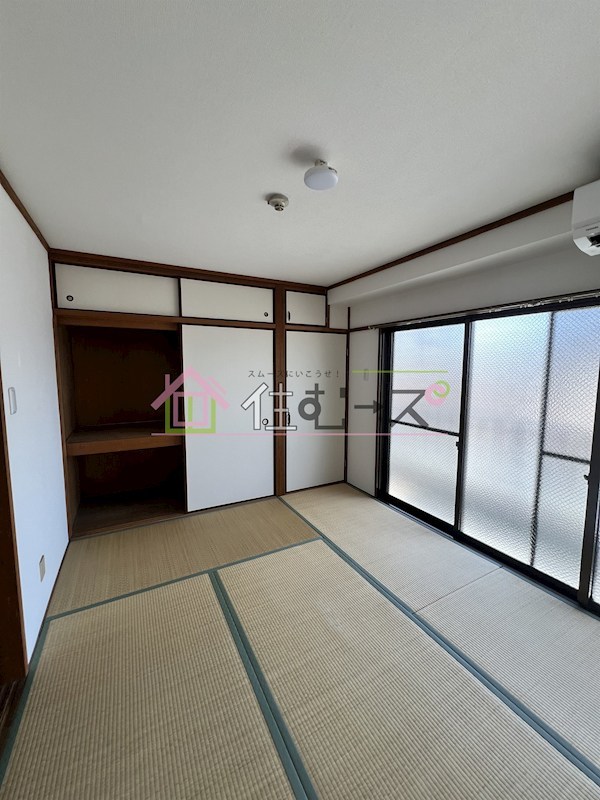 山口ビル ベッドルーム