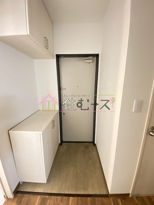 Garden Mansion鶴見橋 玄関