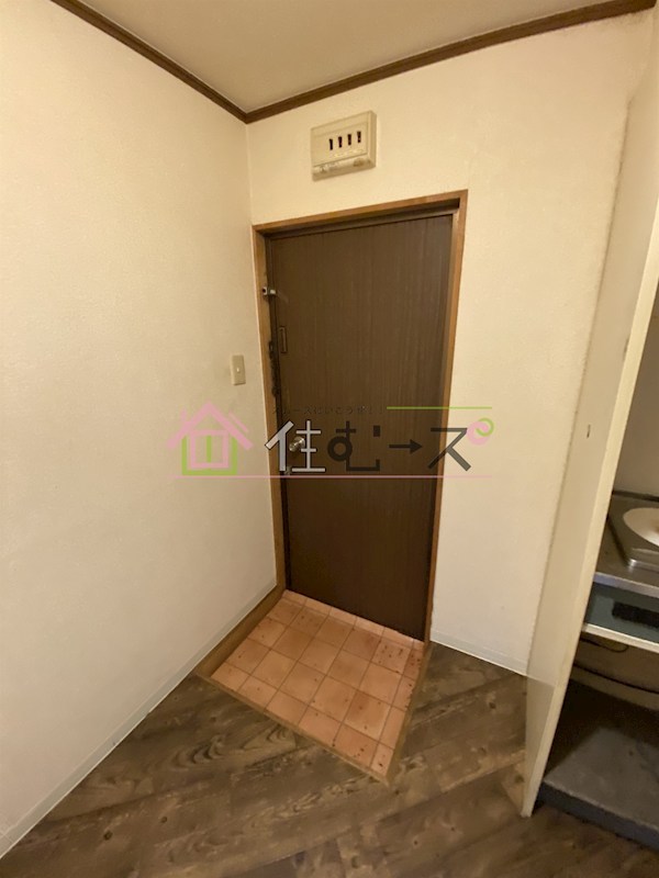 セラ天下茶屋 玄関