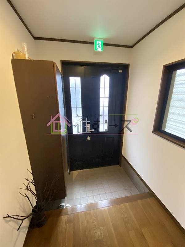 西成区岸里戸建 玄関