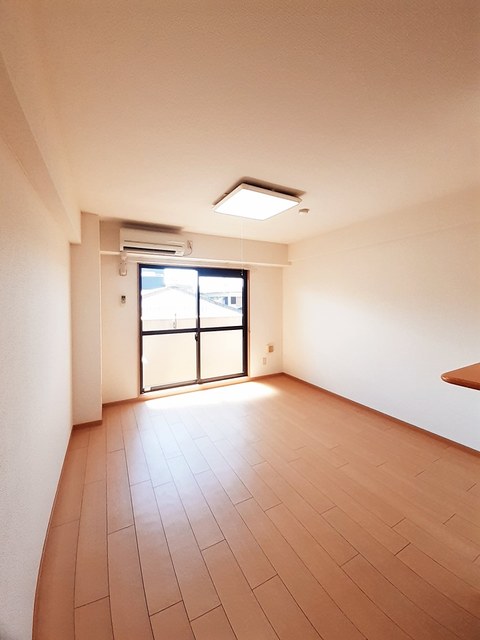 アルカンシエル リビング