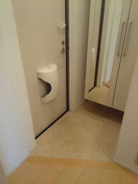 ファミールキンダⅡ 玄関