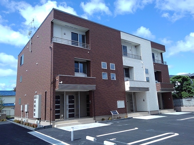 パインルーツⅢ 外観