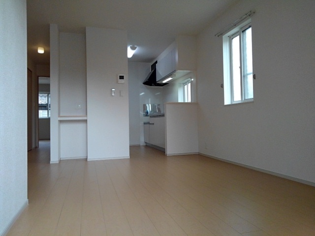 ヴィラ　サローネ リビング