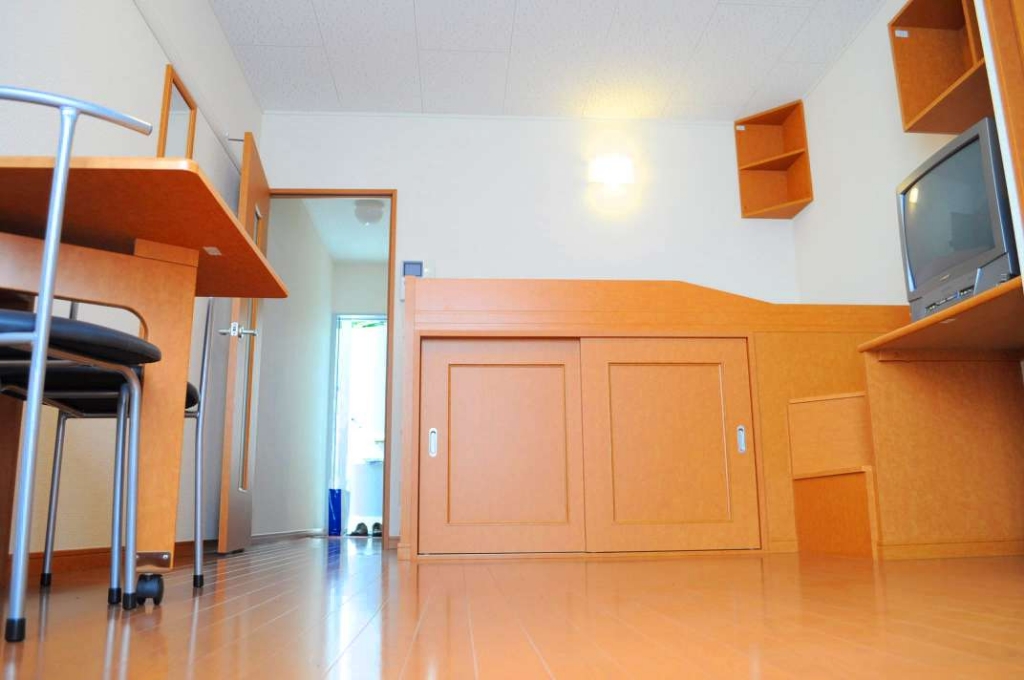 レオパレスシェーネ リビング