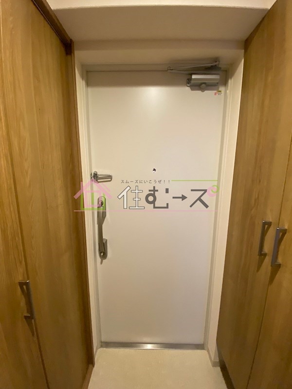 フォーリアライズ阿波座WEST 玄関