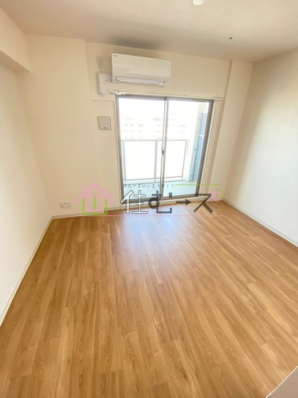 フォーリアライズ阿波座WEST ベッドルーム