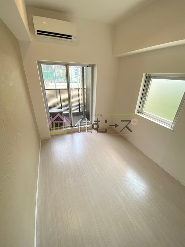 alex Kitahorie ベッドルーム