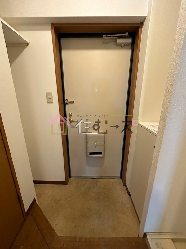 メルクリオール難波 玄関