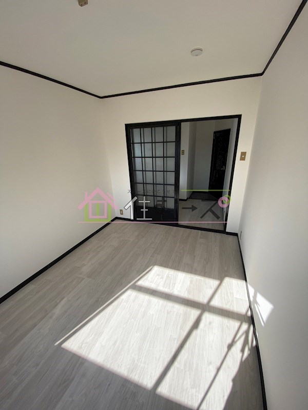 OLA COURT西田辺 リビング