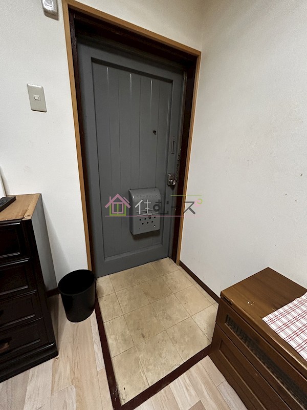 新今里マンション 玄関