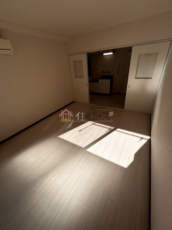 新深江ツリガミビルパートⅡ リビング