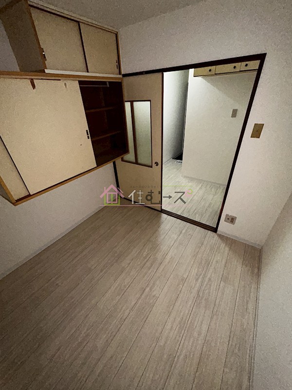 トーエー玉造第2ビル リビング