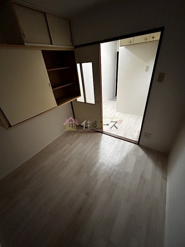 トーエー玉造第2ビル リビング