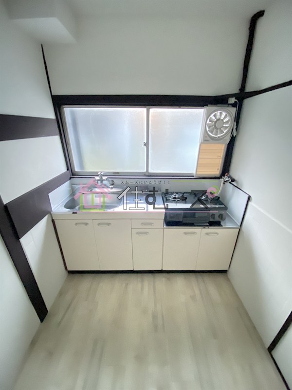 放出西2丁目戸建 キッチン